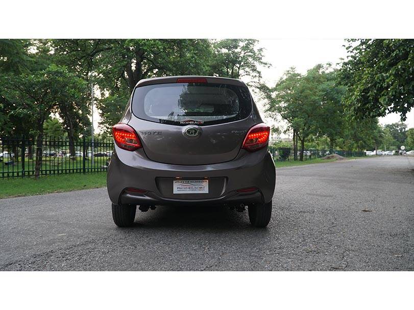 Prince Pearl 2025 Exterior Rear Profile